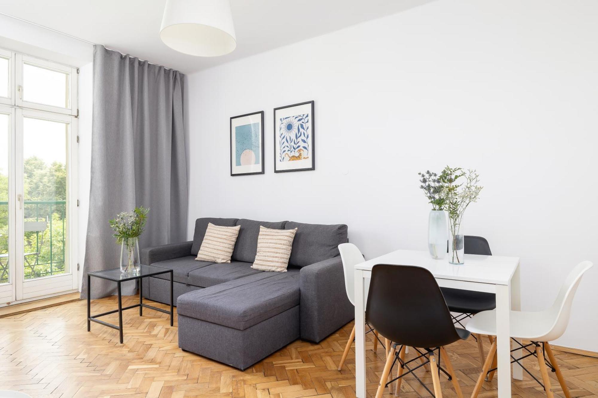 1-Bedroom Apartment With Balcony - Dluga 65 Krakau Exterior foto